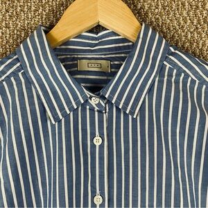 AYR Button Down Shirt Women’s XL Blue White Classic Long Sleeve Top F467